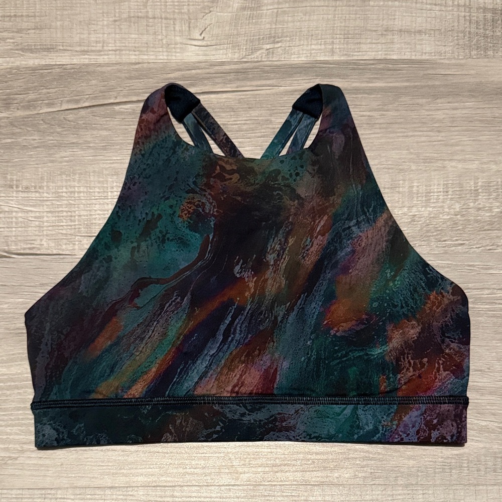 Lululemon High neck Energy Sports Bra